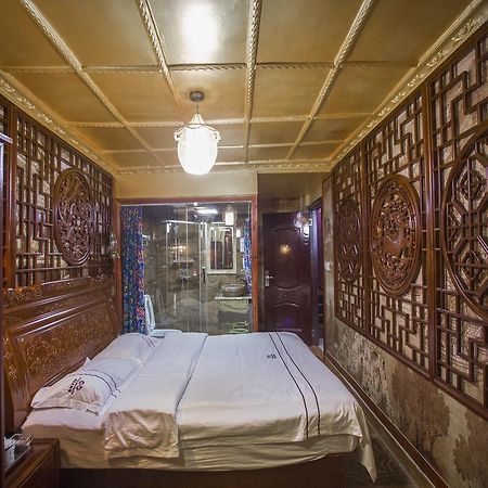 Lqj Riverside Guest House Fenghuang Bagian luar foto