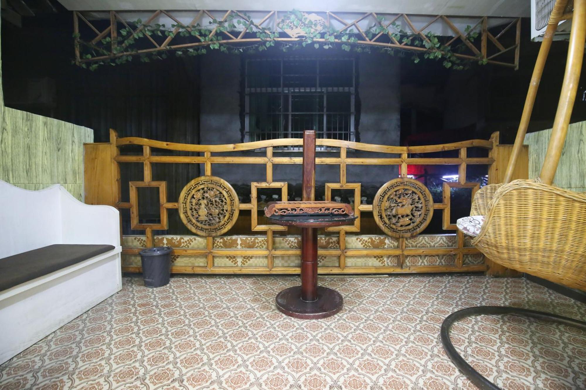 Lqj Riverside Guest House Fenghuang Bagian luar foto