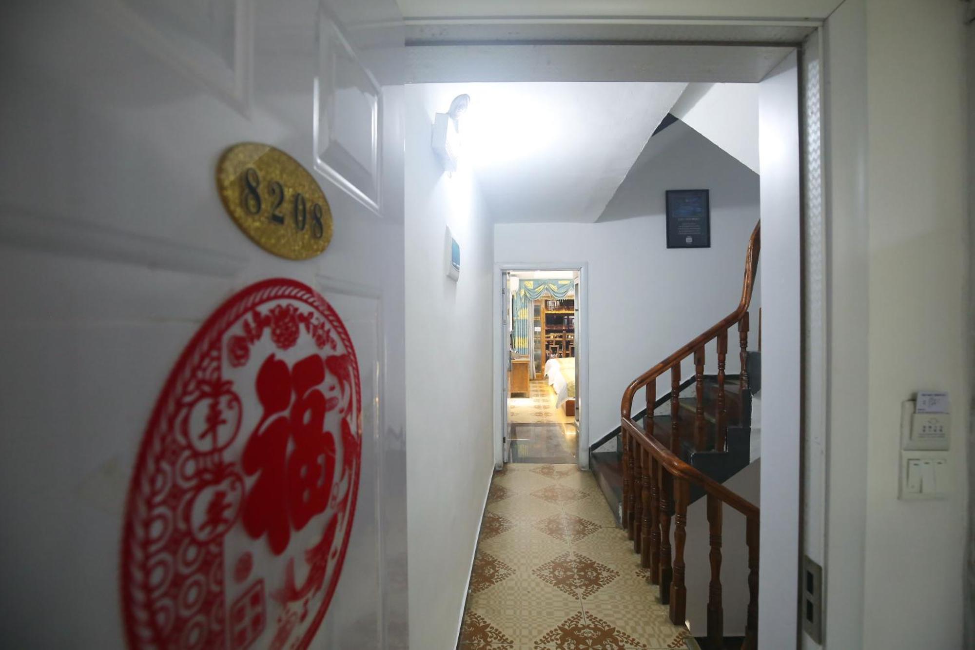 Lqj Riverside Guest House Fenghuang Bagian luar foto